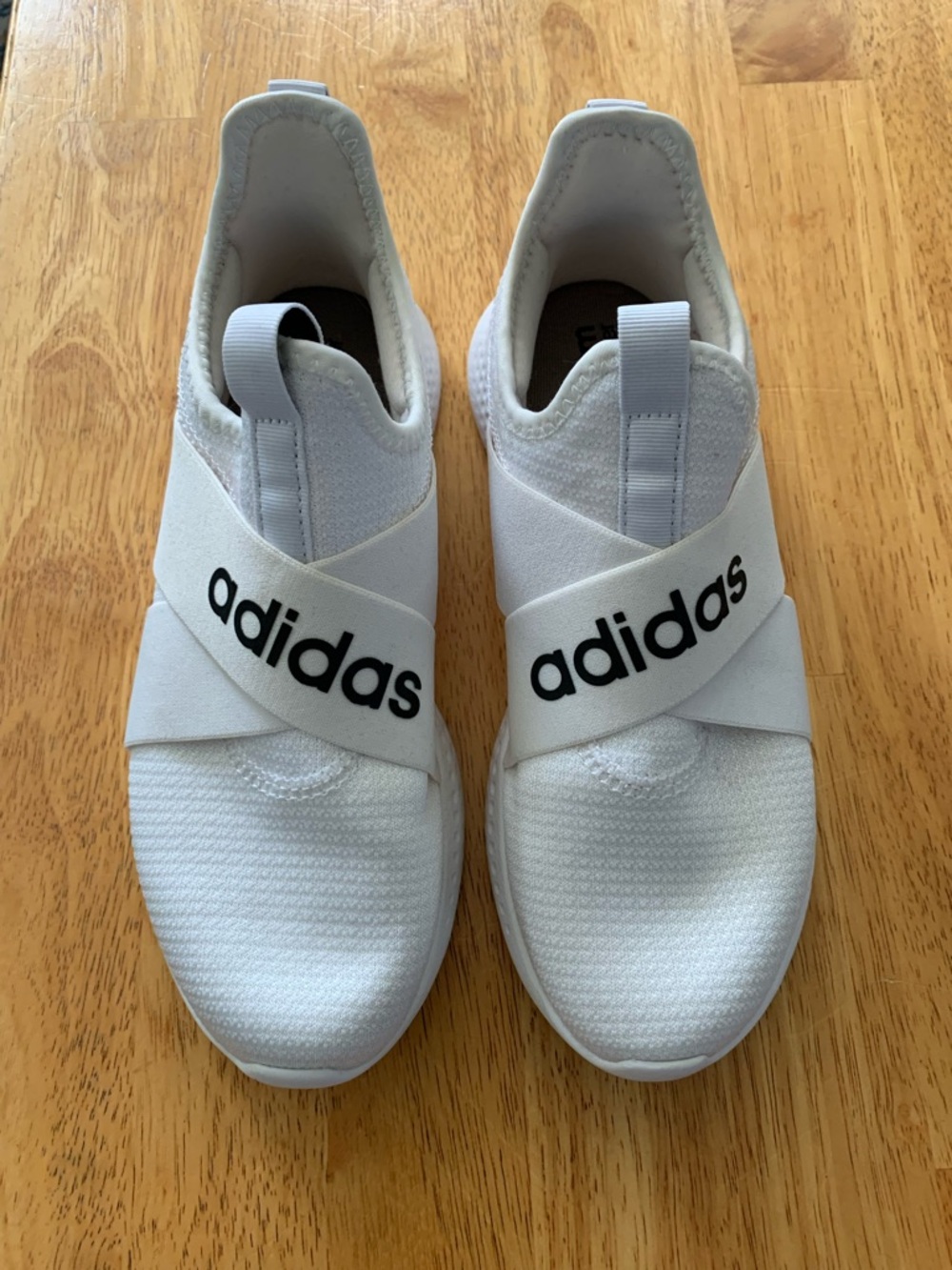 Adidas sneakers 7.5
